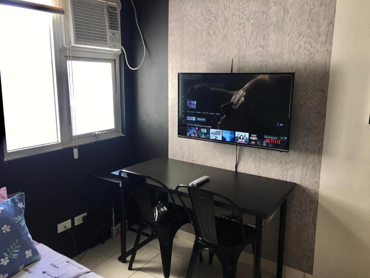 Ronz Deca Hills Aparthotel Mandaluyong Bagian luar foto