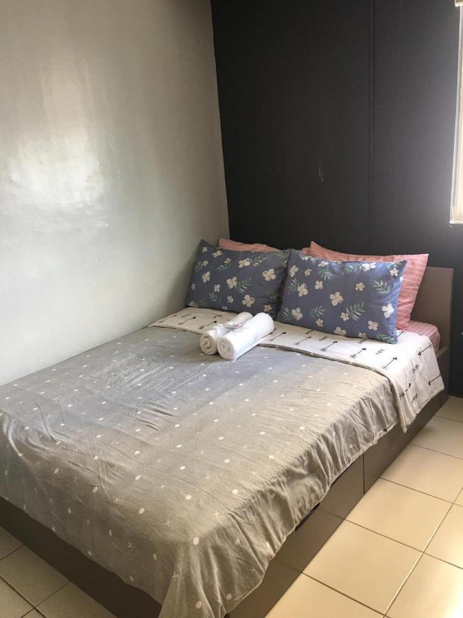 Ronz Deca Hills Aparthotel Mandaluyong Bagian luar foto